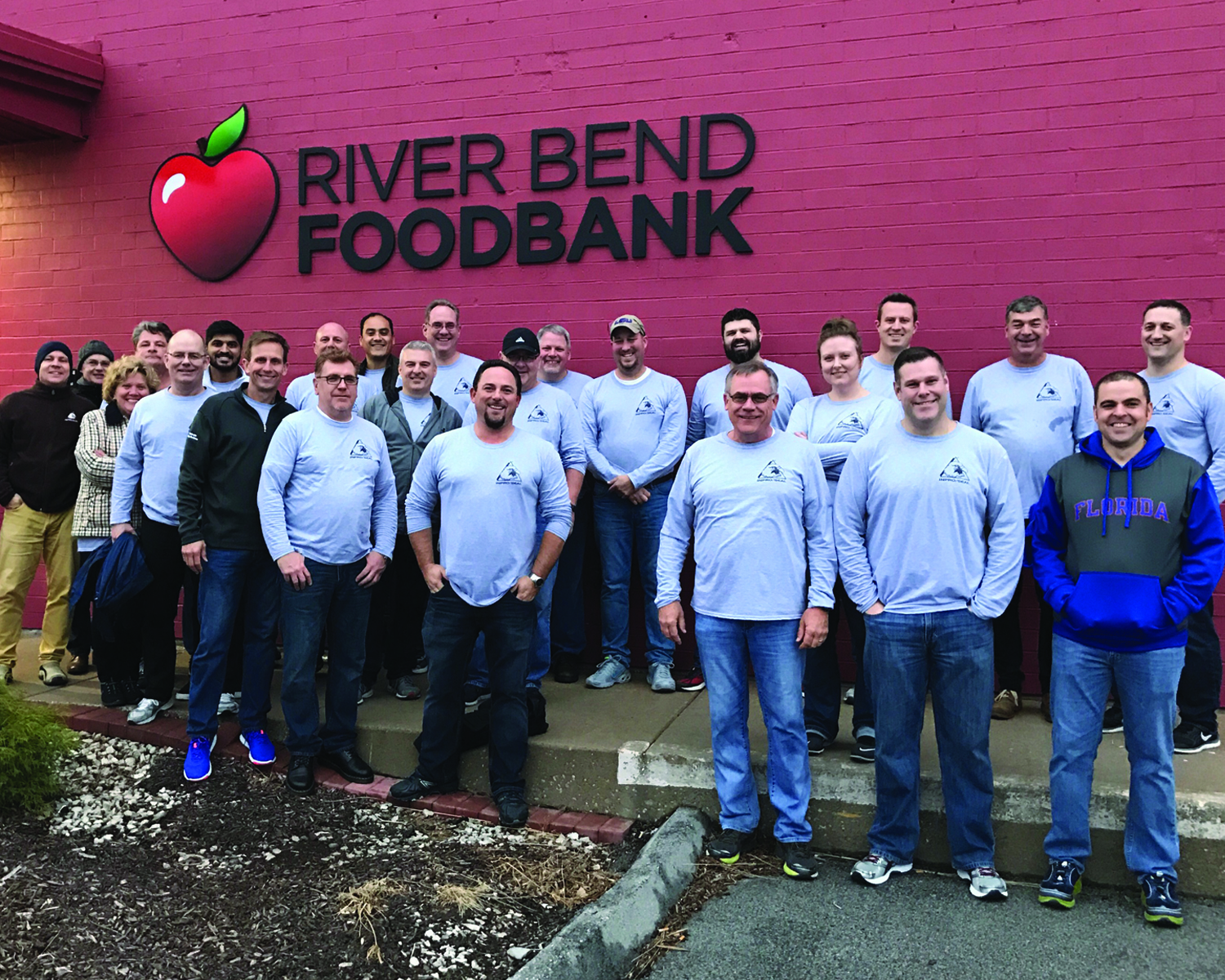 Inpro/Seal service project at River Bend Foodbank, 2017